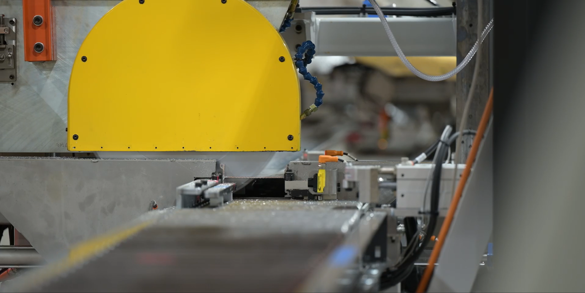 robotic cutting cell