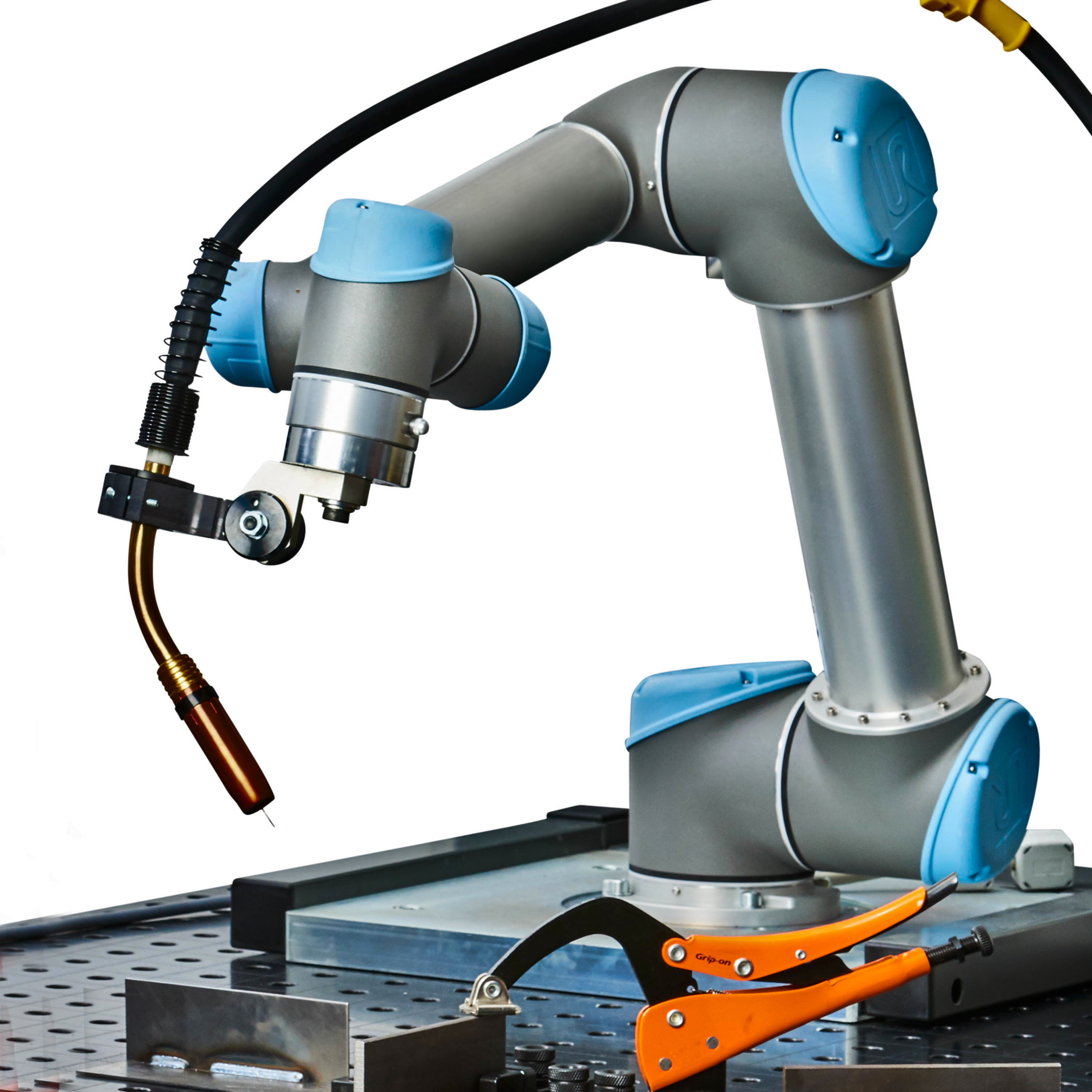 Cobots: The Innovative Solution to Labor Shortages