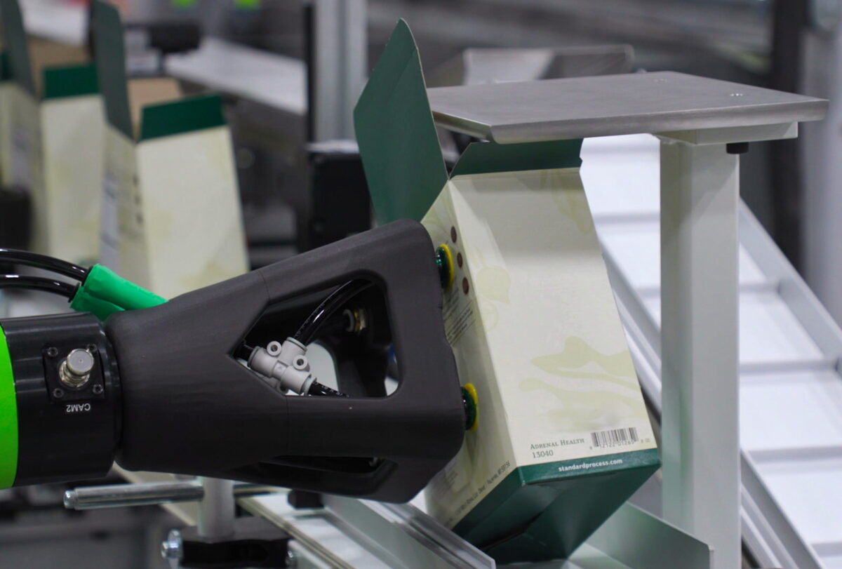 Packaging Machine Human Packaging Automation for Medical Life Sciences | Midwest Engineered Systems